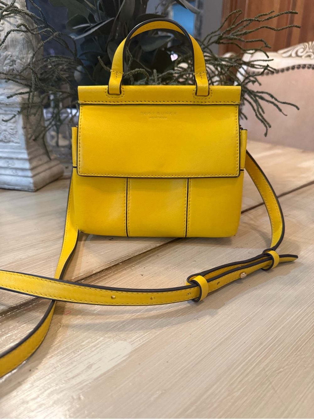 Tory Burch Daisy Mini Yellow Leather Top-Handle Crossbody Bag